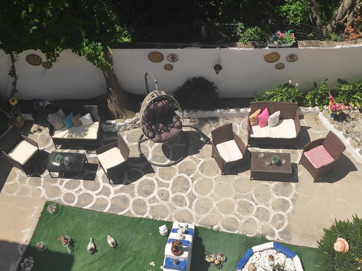 Angela - Zoi Rooms Skiathos Town Bagian luar foto