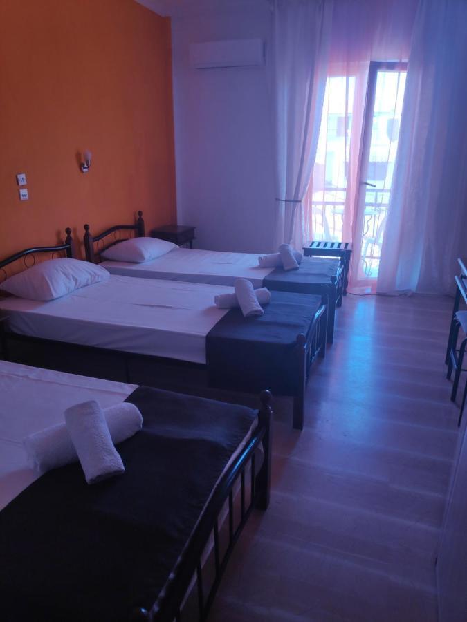 Angela - Zoi Rooms Skiathos Town Bagian luar foto