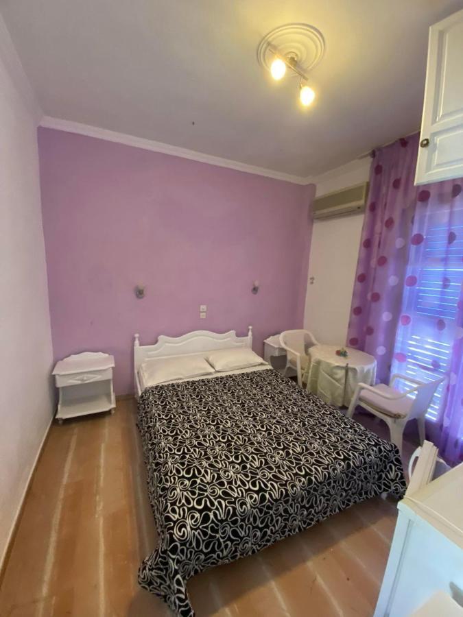 Angela - Zoi Rooms Skiathos Town Bagian luar foto
